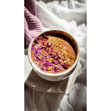 Load image into Gallery viewer, Organic Ceremonial Cacao for daily rituals – Energising, heart-opening cacao to enhance focus, balance and mindfulness each morning. Buy online at Align Your Vibe.
